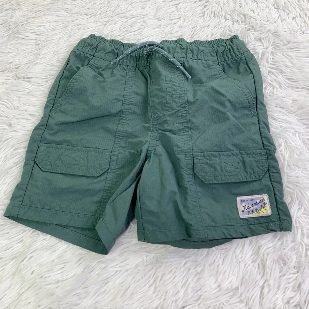 Old Navy Sage Green nylon Cargo Shorts‎